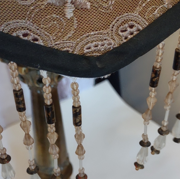 Dale Tiffany Victorian Style Beaded Lamp Shade #1 - Picture 3 of 9